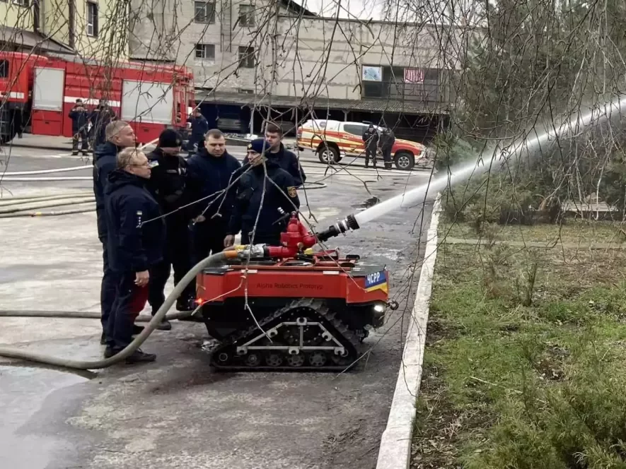 Робота для гасіння складних пожеж отримали рятувальники Донеччини