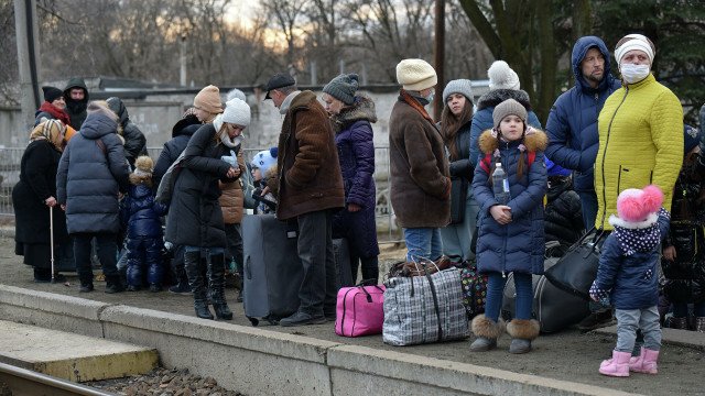 Масову евакуацію дітей з прифронтових територій Донеччини проводить Україна