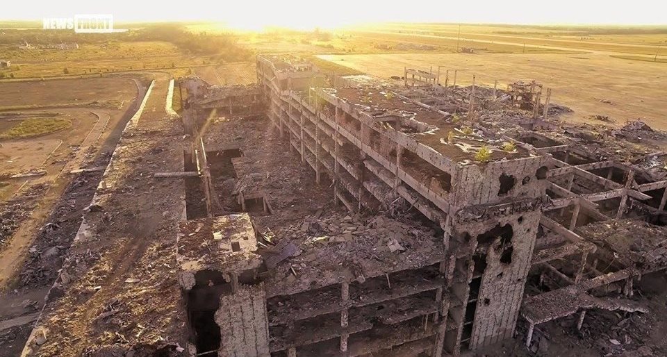 Как выглядит аэропорт после боевых действий Как выглядит аэропорт после боевых действий, Ефименко Анастасия