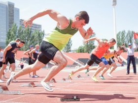 Спортсмены показали результаты на Первенстве ДНР по легкой атлетике и пауэрлифтингу